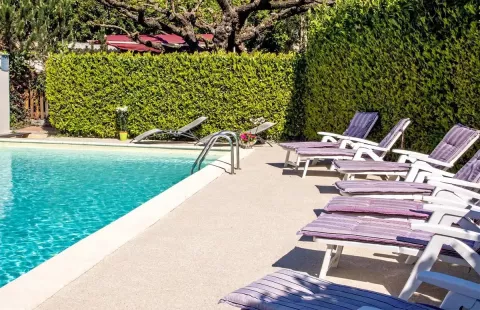 Logis Hôtel les Marronniers
