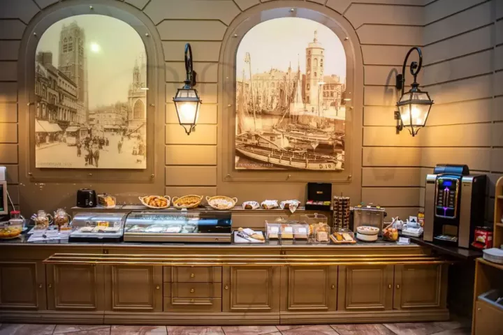   Le petit déjeuner