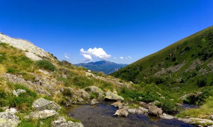 image  The Horizon 117 hotel has a panoramic view of the Pyrenees