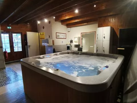 image Hostellerie du Centrotel et Spa Bulles d'Allier