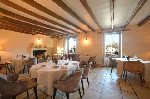 image Logis Hotel Le Centre Poitou