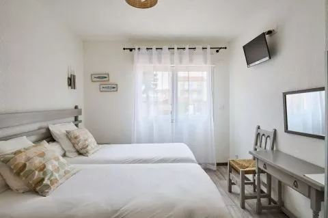 image Hôtel les Mimosas