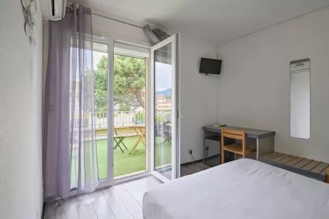 image Hôtel les Mimosas