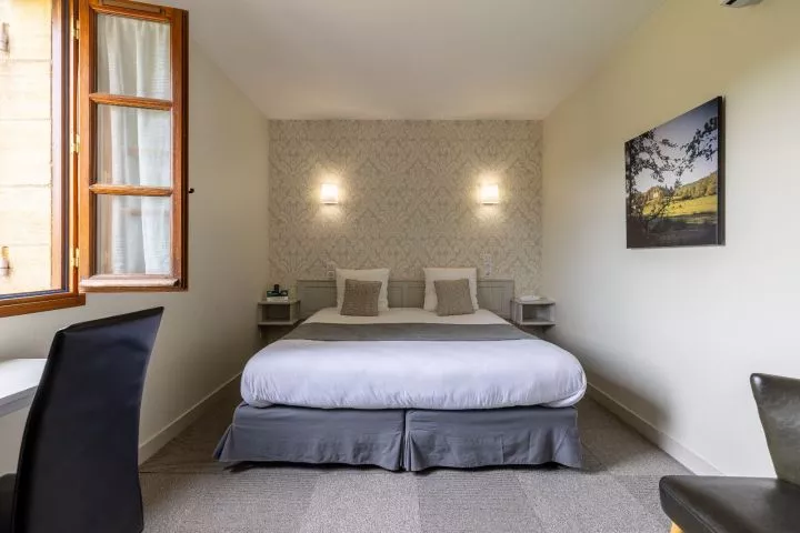 image  LOCATION POSSIBLE EN HIVER SANS LES SERVICES HOTELIERS ET RESTAURATION