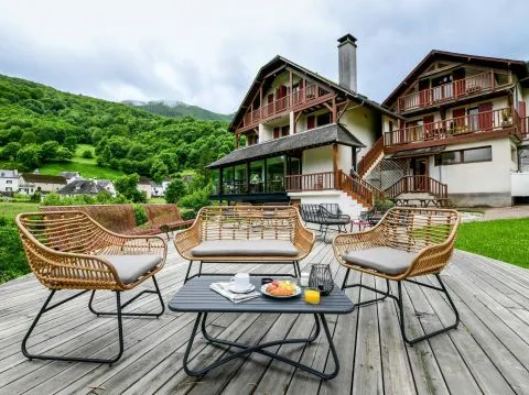 image Etchemaite - Charming ***hotel in Larrau