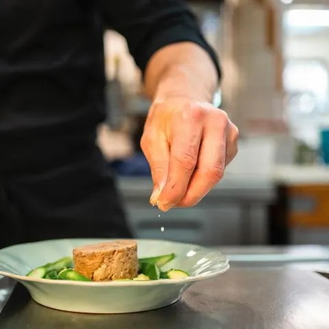 image Le Chef du Restaurant Etchemaite