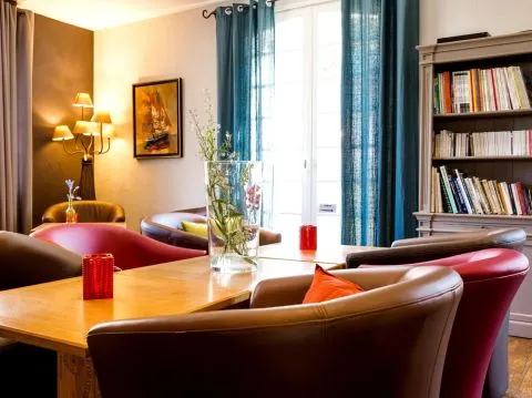 image Hôtel***avec piscine en Mayenne