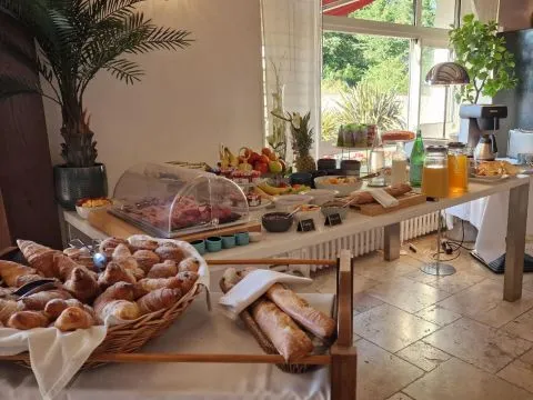 image Petit-déjeuner à l’Hôtel Saint Jacques