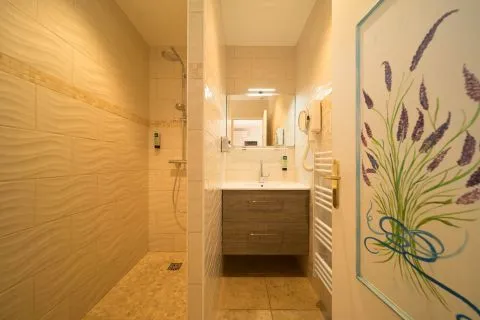 image Hôtel La Bonne Auberge