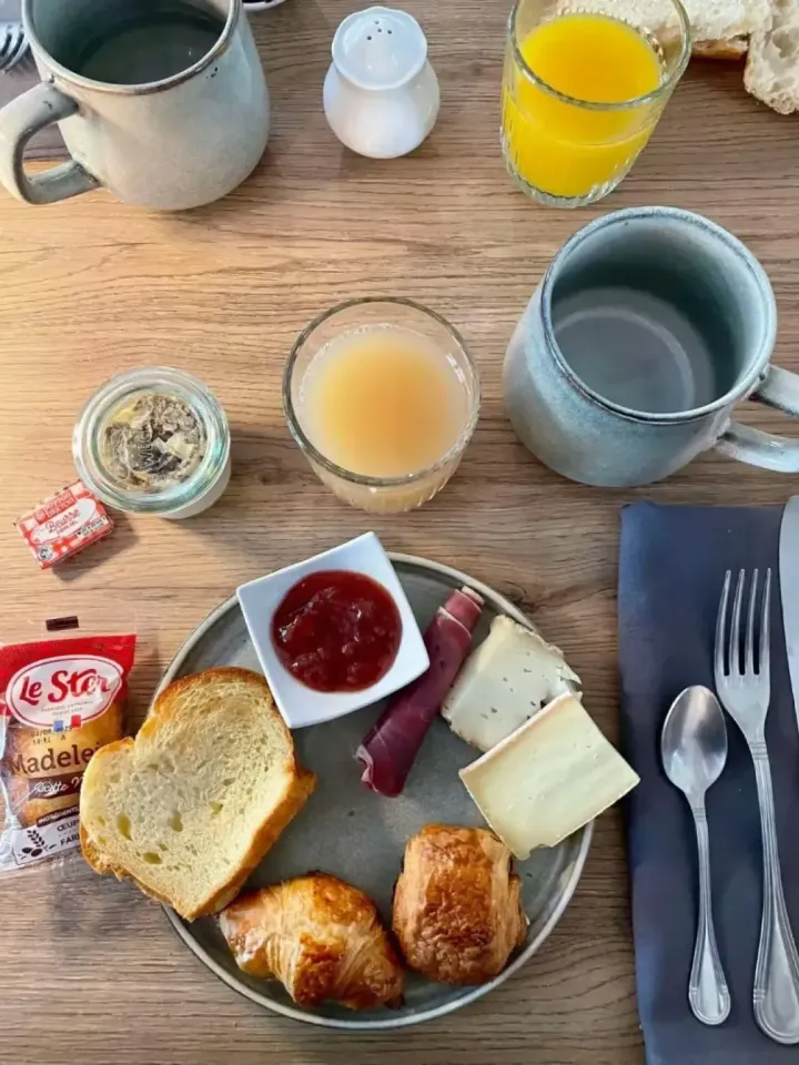   The gourmet breakfast