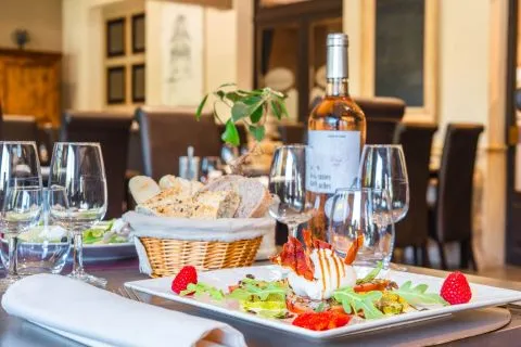 La Table de l'Emeraude