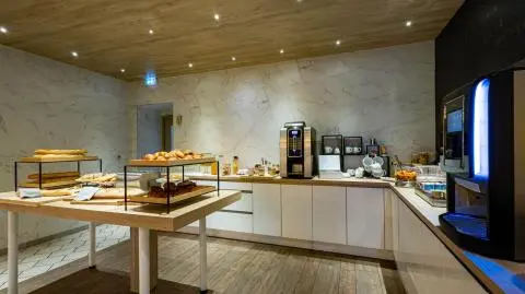  Petit-déjeuner buffet