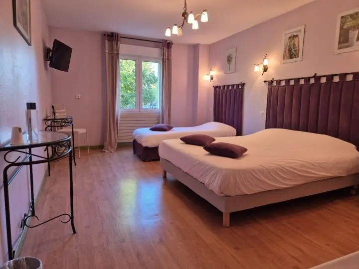 image Chambres de charme avec vue sur le jardin