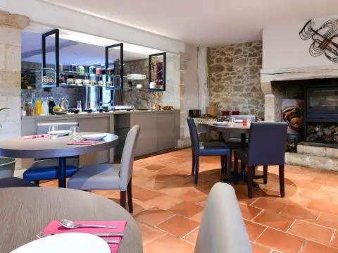 image Restaurant & Terrasse proche de Condom