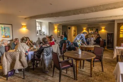 Dinez dans notre restaurant