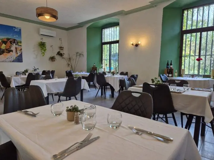 image image Hôtel*** Restaurant Les Norias