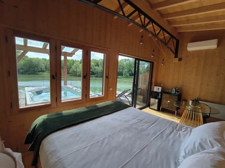 image Chambre Hotel à Lamarche sur Saône