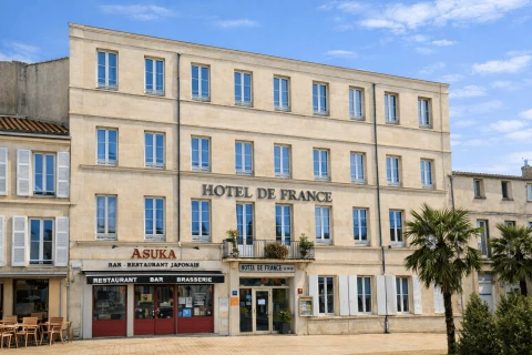 image Charming 3-star hotel in Rochefort, Charente-Maritime