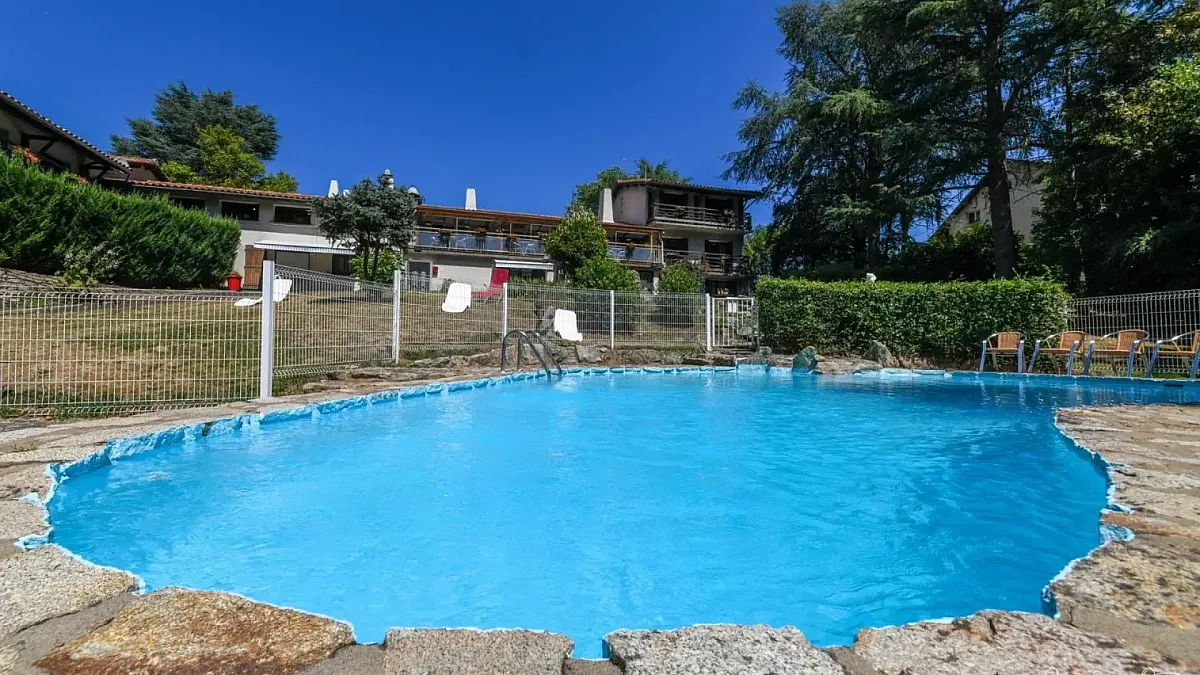 Logis-Hôtel-Restaurant La Chaumière