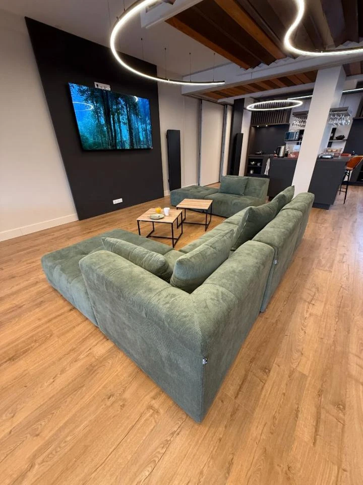 image  La liberté d'un Airbnb, le confort d'un hôtel, le plaisir de la restauration