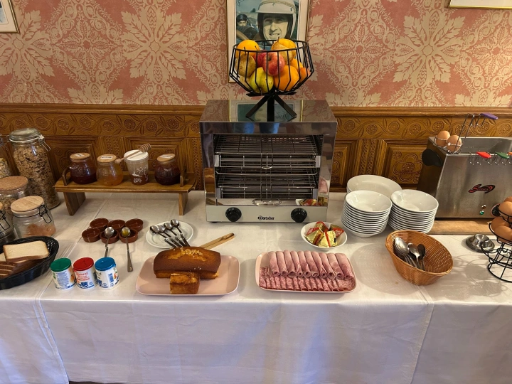   Petit-D&eacute;jeuner