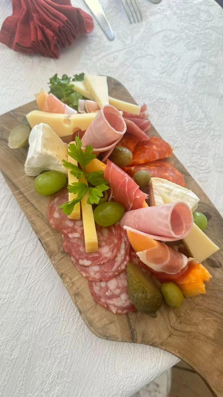   APERO GOURMAND